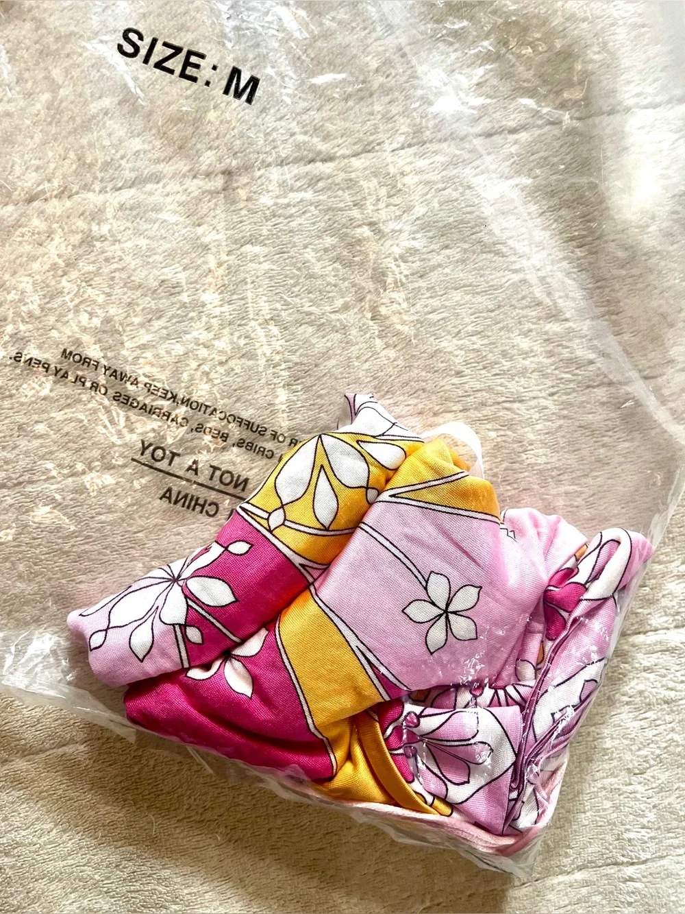 Banana Republic 100% Silk Halter Top Pink Floral Scarf Print NIP M - Picture 8 of 8